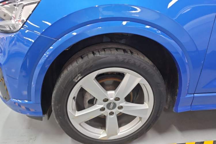Used Audi Q2L 2018 35 TFSI Fashionable & Elegant Version China VI Emission Standard Left Front Wheel Hub