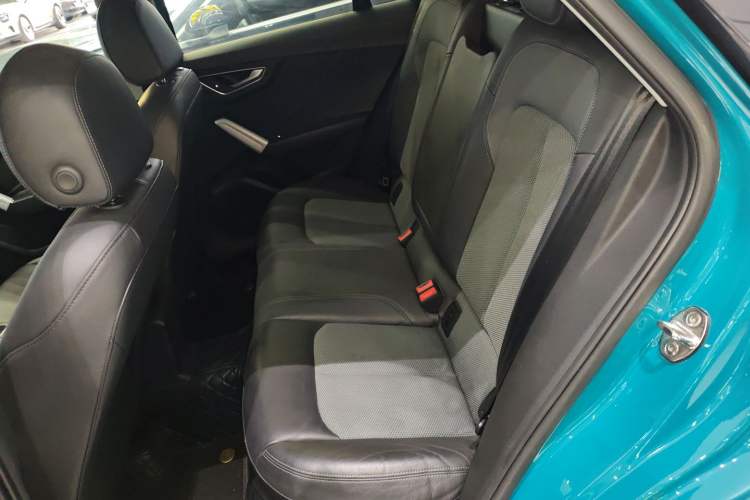 Used Audi Q2L 2018 35 TFSI Fashionable & Elegant Version China VI Emission Standard Left Rear Seat
