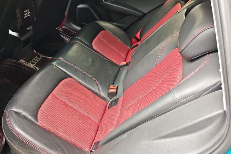 Used Audi Q2L 2018 35 TFSI Fashion Dynamic Version China V Emission Standard Left Rear Seat