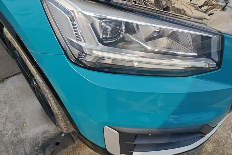 Used Audi Q2L 2018 35 TFSI Launch Exclusive Edition China VI Right Front Headlight