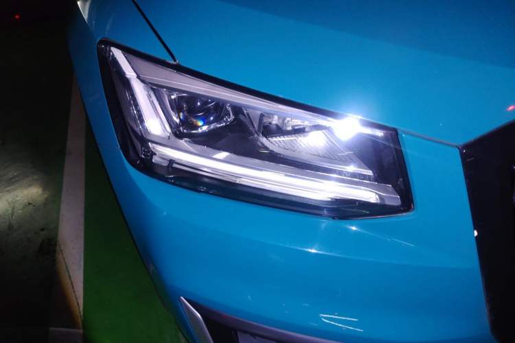 Used Audi Q2L 2018 35 TFSI Launch Exclusive Edition China V Right Front Headlight