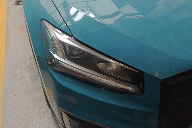 Used Audi Q2L 2018 35 TFSI Launch Exclusive Edition China VI Right Front Headlight