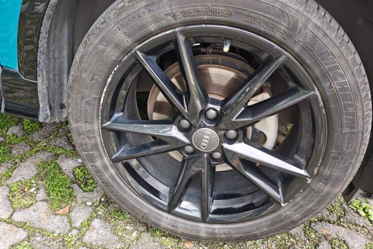 Used Audi Q2L 2018 35 TFSI Fashion Dynamic Version China V Emission Standard Right Front Wheel Hub