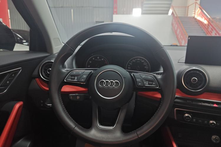 Used Audi Q2L 2018 35 TFSI Fashion Dynamic Version China V Emission Standard Steering Wheel