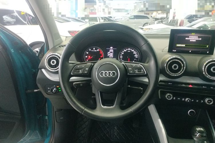 Used Audi Q2L 2018 35 TFSI Fashionable & Elegant Version China VI Emission Standard Steering Wheel