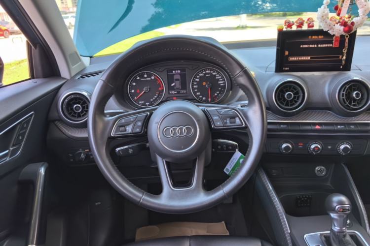 Used Audi Q2L 2018 35 TFSI Launch Exclusive Edition China VI Steering Wheel