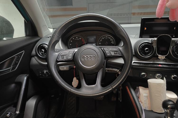 Used Audi Q2L 2018 35 TFSI Launch Exclusive Edition China VI Steering Wheel