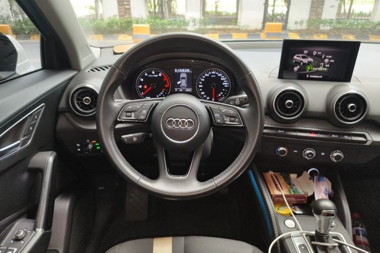 Used Audi Q2L 2018 35 TFSI Launch Exclusive Edition China VI Steering Wheel