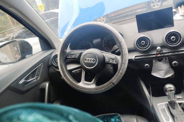 Used Audi Q2L 2018 35 TFSI Launch Exclusive Edition China V Steering Wheel