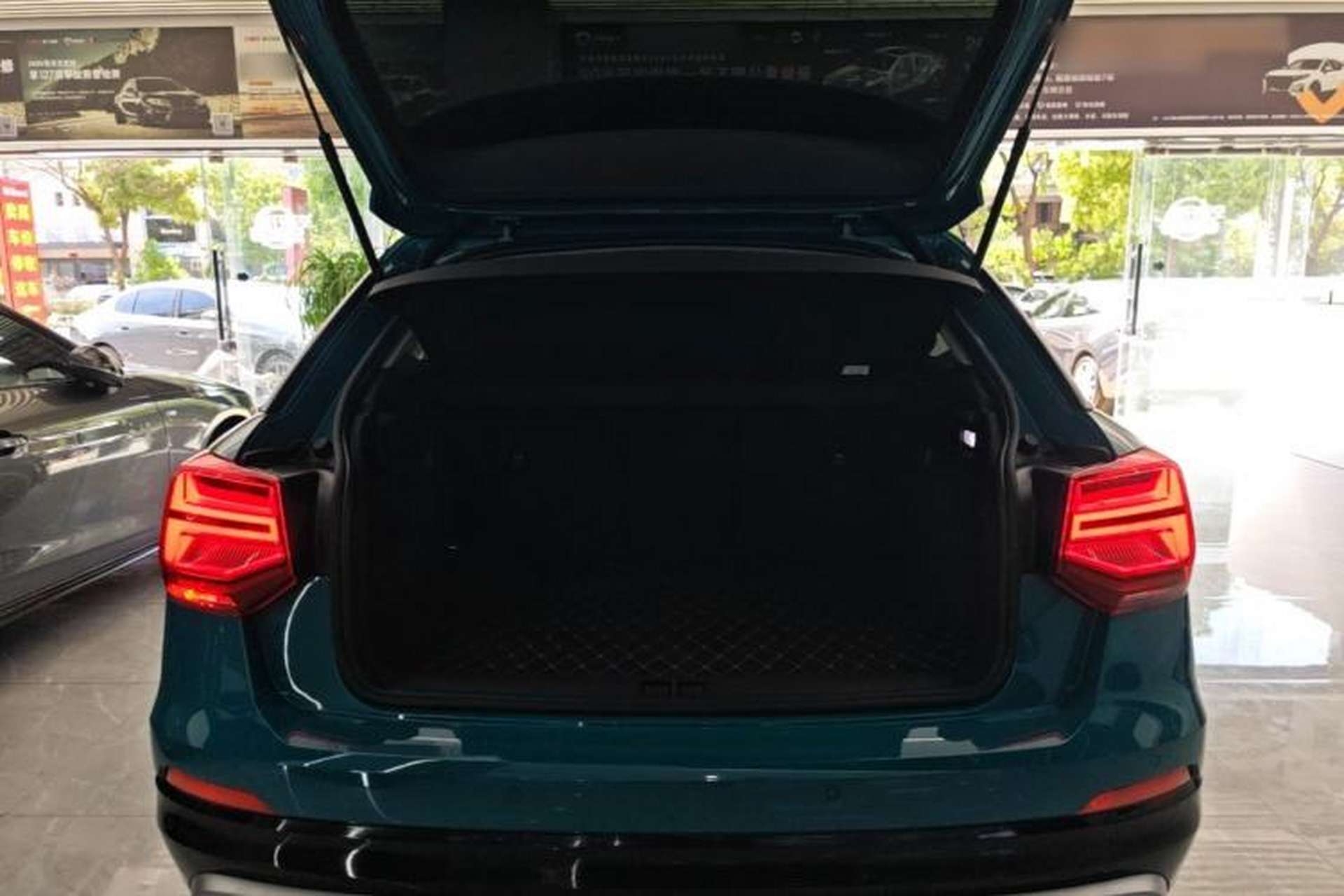 Used Audi Q2L 2018 35 TFSI Fashion Dynamic Version China V Emission Standard Trunk