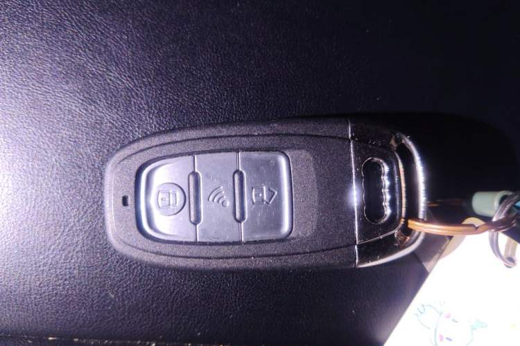 Used Audi Q2L 2018 35 TFSI Launch Exclusive Edition China V Vehicle Key