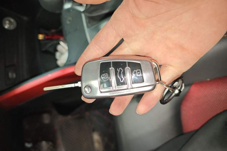 Used Audi Q2L 2018 35 TFSI Fashion Dynamic Version China VI Emission Standard Vehicle Key