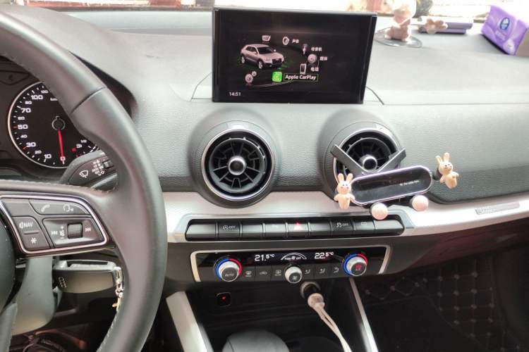 Used Audi Q2L 2018 35 TFSI Fashionable & Elegant Version China VI Emission Standard Audio And AC Panel