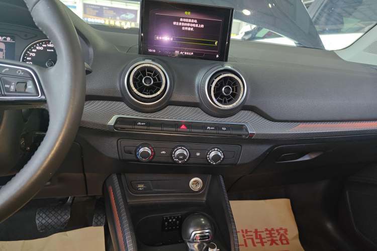 Used Audi Q2L 2018 35 TFSI Launch Exclusive Edition China VI Audio And AC Panel