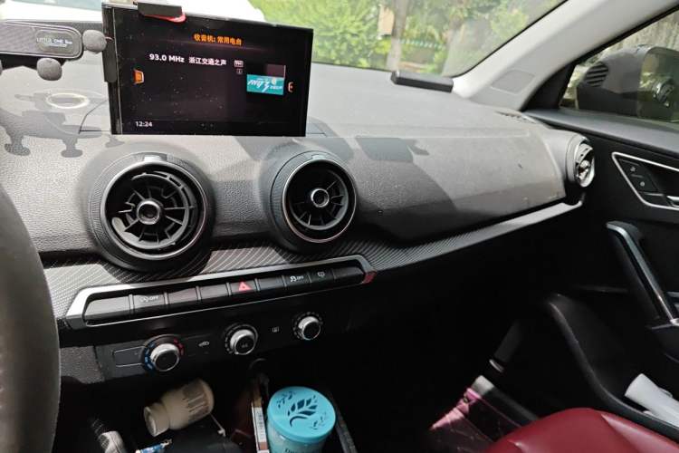 Used Audi Q2L 2018 35 TFSI Launch Exclusive Edition China VI Audio And AC Panel