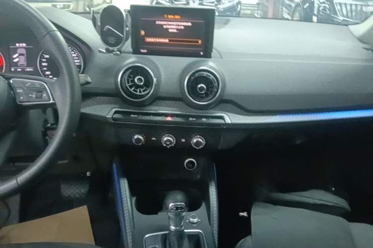 Used Audi Q2L 2018 35 TFSI Launch Exclusive Edition China VI Audio And AC Panel