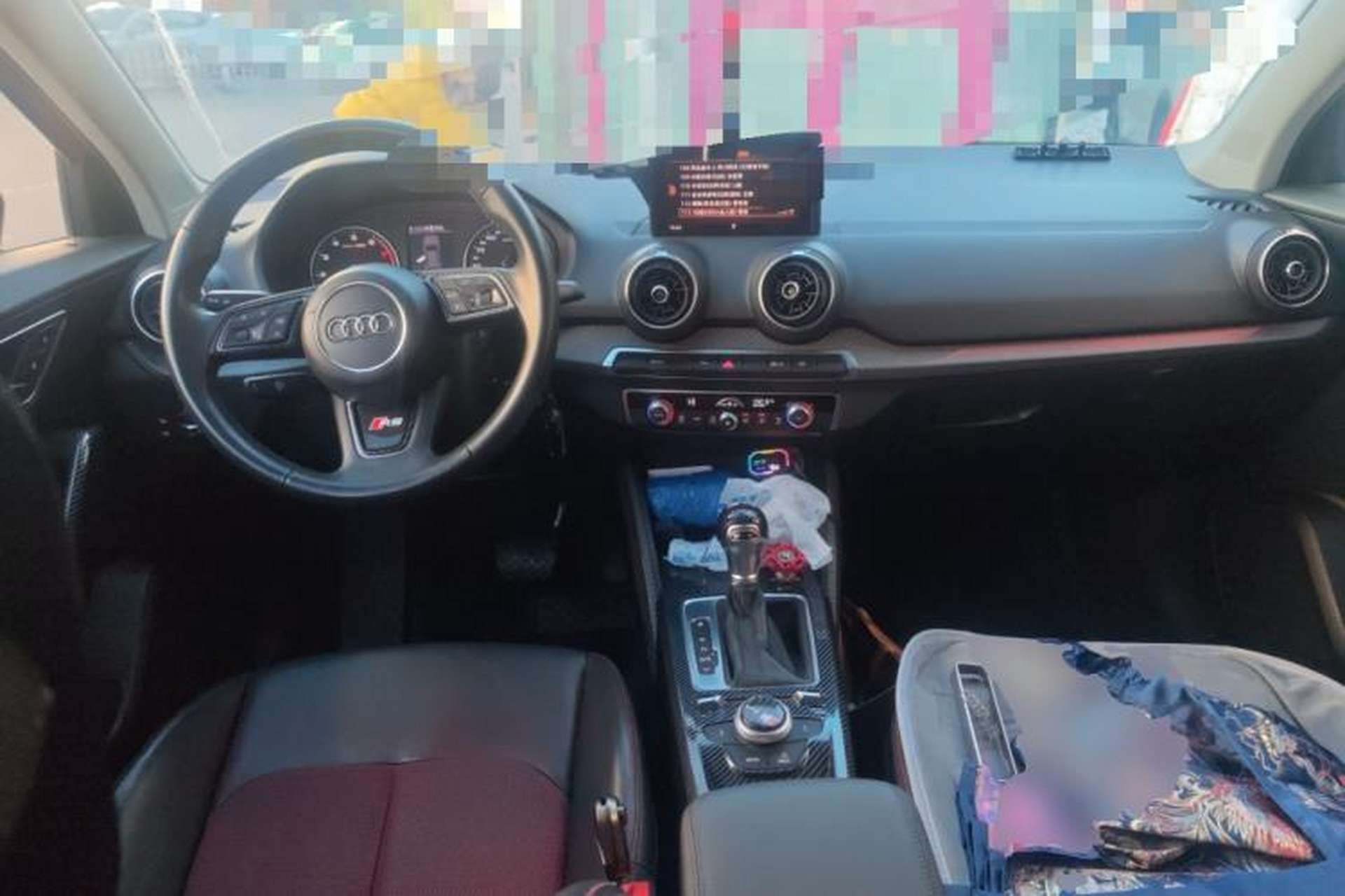 Used Audi Q2L 2018 35 TFSI Launch Exclusive Edition China V Center Console