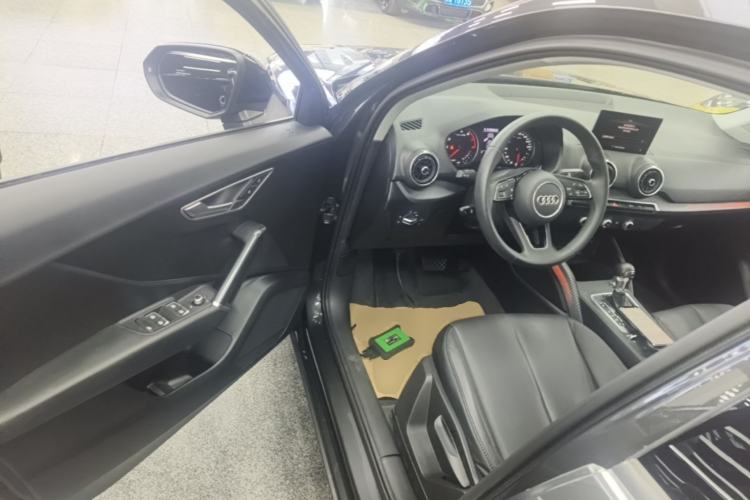 Used Audi Q2L 2018 35 TFSI Launch Exclusive Edition China V Driver Seat