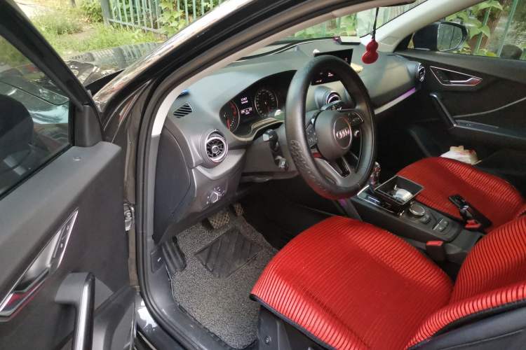 Used Audi Q2L 2018 35 TFSI Launch Exclusive Edition China V Driver Seat