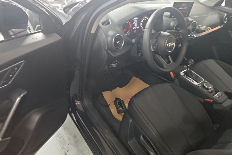 Used Audi Q2L 2018 35 TFSI Launch Exclusive Edition China V Driver Seat