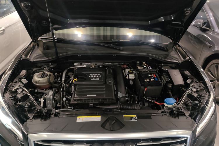 Used Audi Q2L 2018 35 TFSI Fashion Elegant Version China V Engine Bay