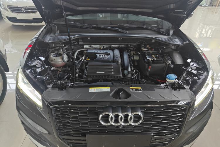 Used Audi Q2L 2018 35 TFSI Launch Exclusive Edition China VI Engine Bay