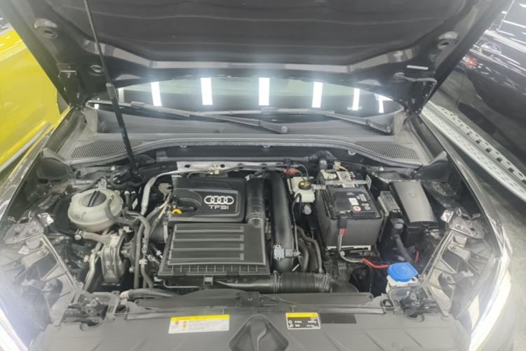 Used Audi Q2L 2018 35 TFSI Launch Exclusive Edition China V Engine Bay