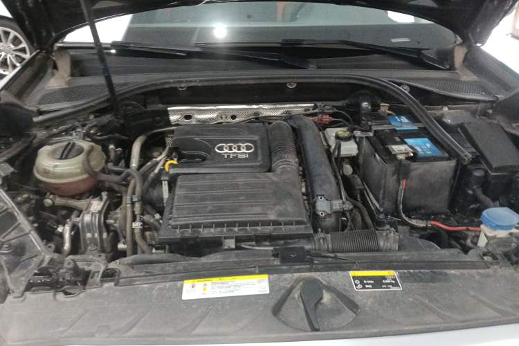 Used Audi Q2L 2018 35 TFSI Fashion Elegant Version China V Engine Bay