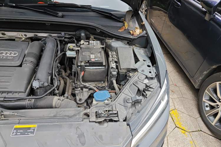 Used Audi Q2L 2018 35 TFSI Launch Exclusive Edition China VI Engine Bay Left