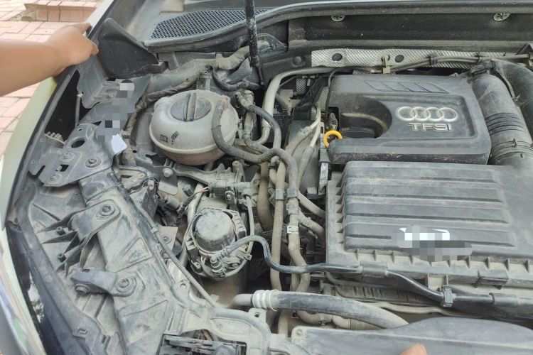 Used Audi Q2L 2018 35 TFSI Fashion Dynamic Version China VI Emission Standard Engine Bay Right
