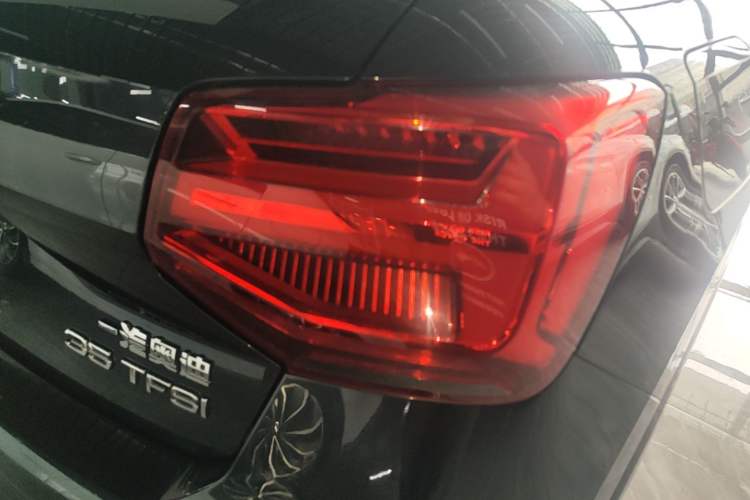 Used Audi Q2L 2018 35 TFSI Fashionable & Elegant Version China VI Emission Standard Exterior 3