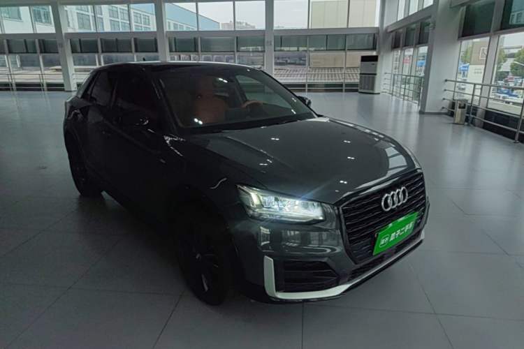 Used Audi Q2L 2018 35 TFSI Launch Exclusive Edition China VI Front Right 45 Deg