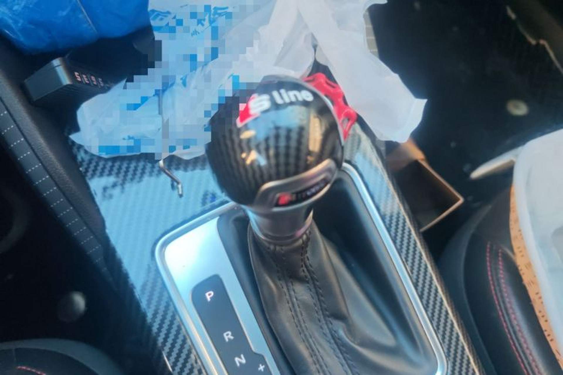 Used Audi Q2L 2018 35 TFSI Launch Exclusive Edition China V Gear Lever