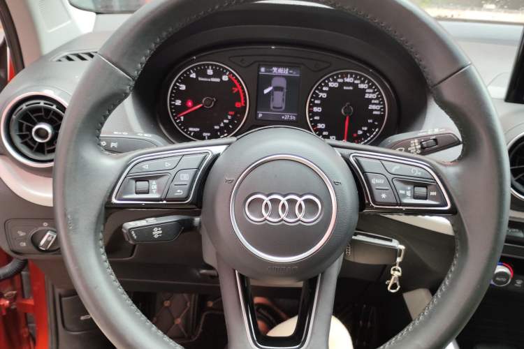 Used Audi Q2L 2018 35 TFSI Fashionable & Elegant Version China VI Emission Standard Instrument Cluster