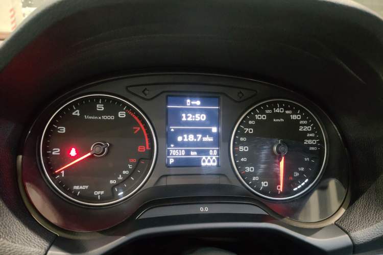 Used Audi Q2L 2018 35 TFSI Fashion Elegant Version China V Instrument Cluster