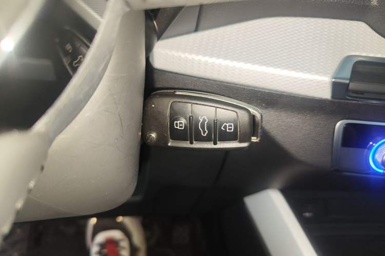 Used Audi Q2L 2018 35 TFSI Fashionable & Elegant Version China VI Emission Standard Interior 1