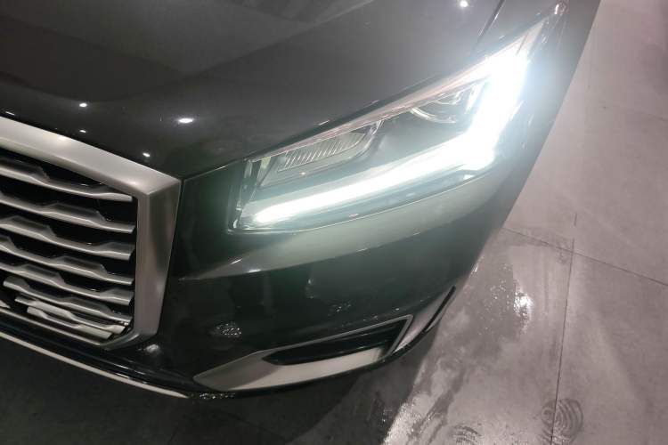 Used Audi Q2L 2018 35 TFSI Fashion Elegant Version China V Left Front Headlight