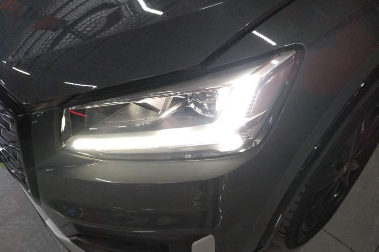 Used Audi Q2L 2018 35 TFSI Launch Exclusive Edition China VI Left Front Headlight