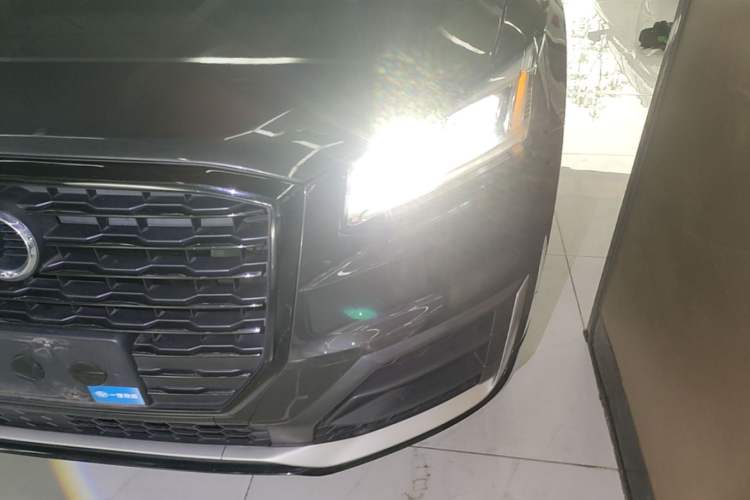 Used Audi Q2L 2018 35 TFSI Launch Exclusive Edition China VI Left Front Headlight