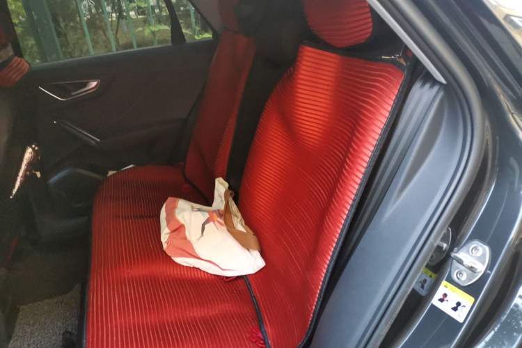 Used Audi Q2L 2018 35 TFSI Launch Exclusive Edition China V Left Rear Seat