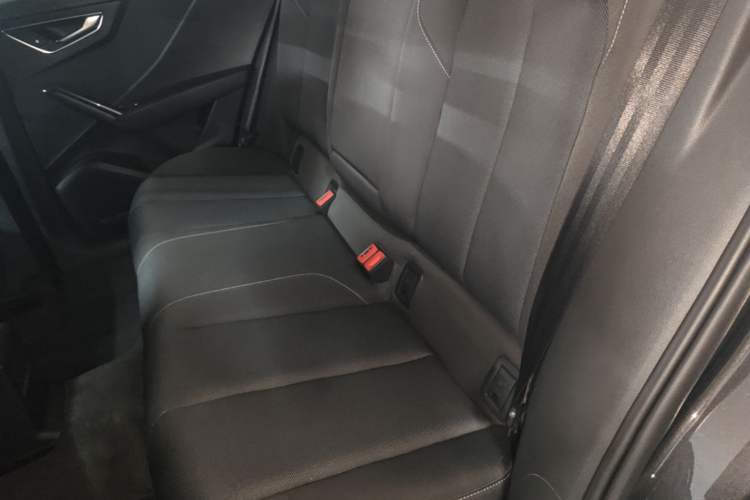 Used Audi Q2L 2018 35 TFSI Launch Exclusive Edition China V Left Rear Seat