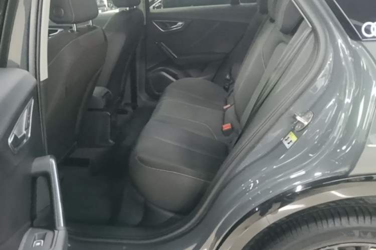 Used Audi Q2L 2018 35 TFSI Launch Exclusive Edition China VI Left Rear Seat