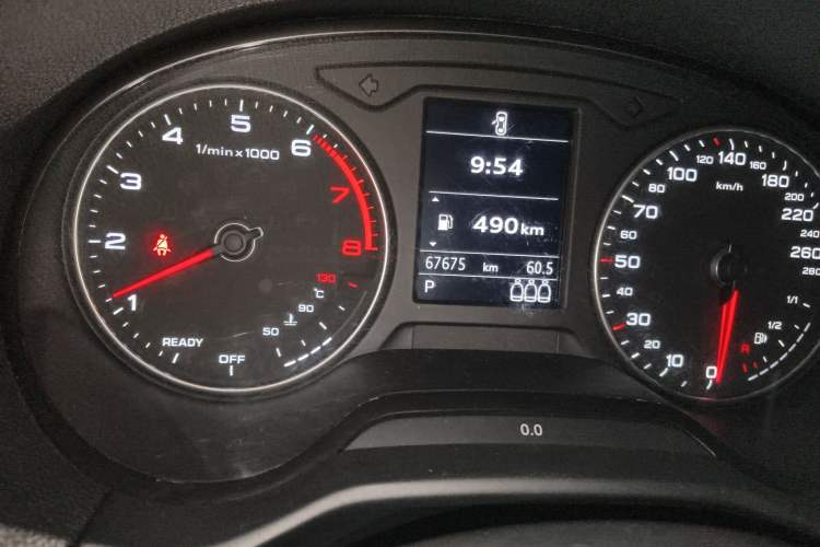 Used Audi Q2L 2018 35 TFSI Fashion Dynamic Version China VI Emission Standard Odometer Close Up