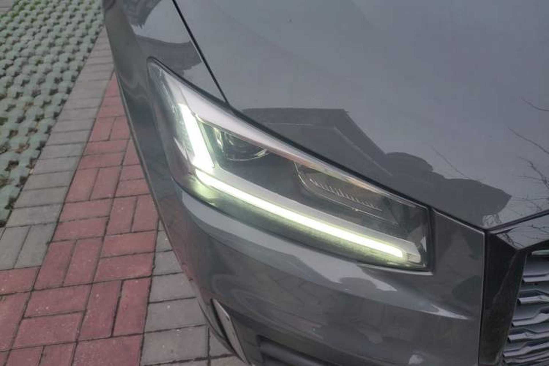 Used Audi Q2L 2018 35 TFSI Launch Exclusive Edition China VI Right Front Headlight