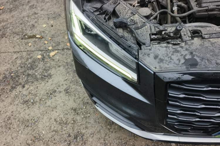 Used Audi Q2L 2018 35 TFSI Launch Exclusive Edition China VI Right Front Headlight