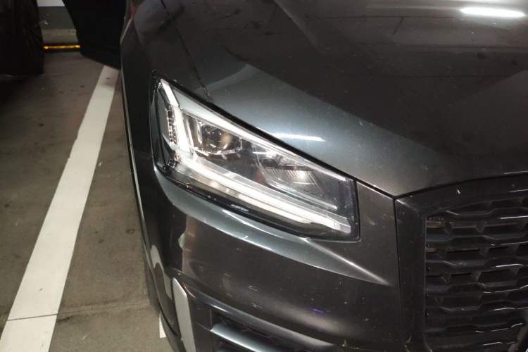 Used Audi Q2L 2018 35 TFSI Launch Exclusive Edition China V Right Front Headlight