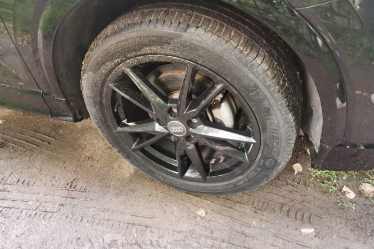 Used Audi Q2L 2018 35 TFSI Launch Exclusive Edition China V Right Front Wheel Hub