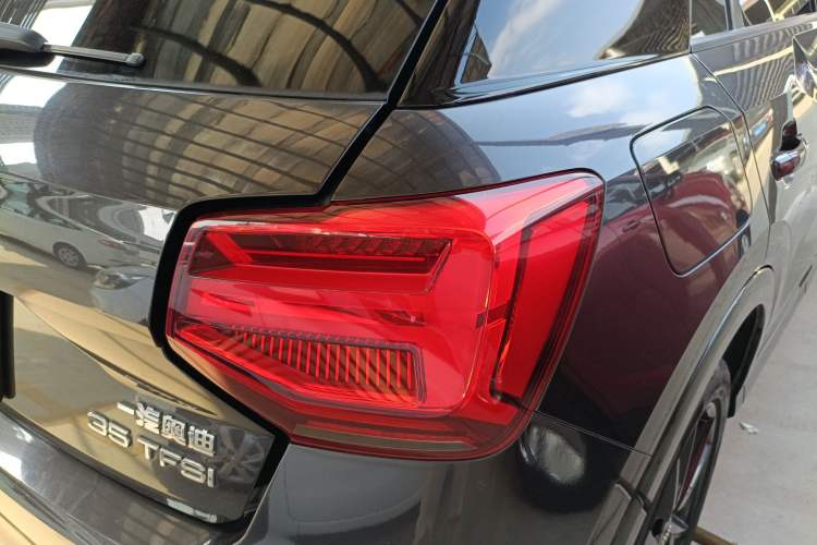 Used Audi Q2L 2018 35 TFSI Launch Exclusive Edition China VI Right Rear Taillight