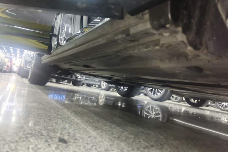 Used Audi Q2L 2018 35 TFSI Launch Exclusive Edition China V Right Side Sill