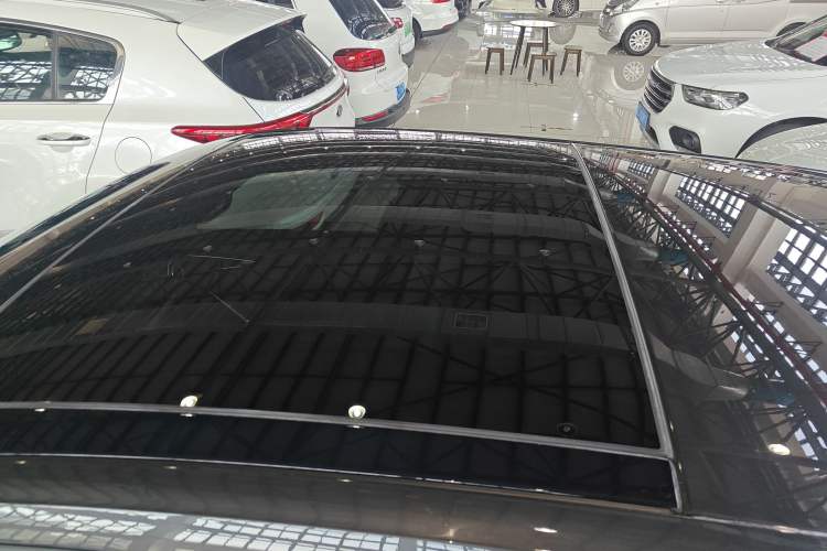 Used Audi Q2L 2018 35 TFSI Launch Exclusive Edition China VI Roof
